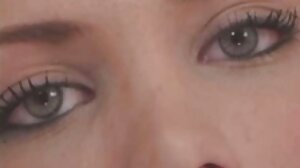 La séduisante MILF Cherie Deville prend film xxx porno hd une grosse bite noire