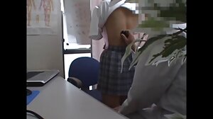 Un massage corporel thaïlandais amateur mène à une pipe et à des relations sexuelles avec filme online gratis sex une fin heureuse